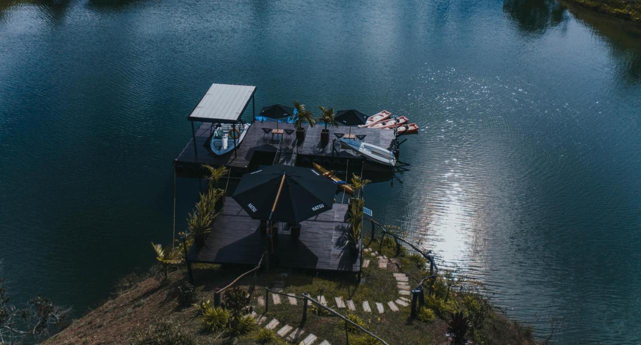 Domus Glamping Guatape Hotel Eksteriør billede
