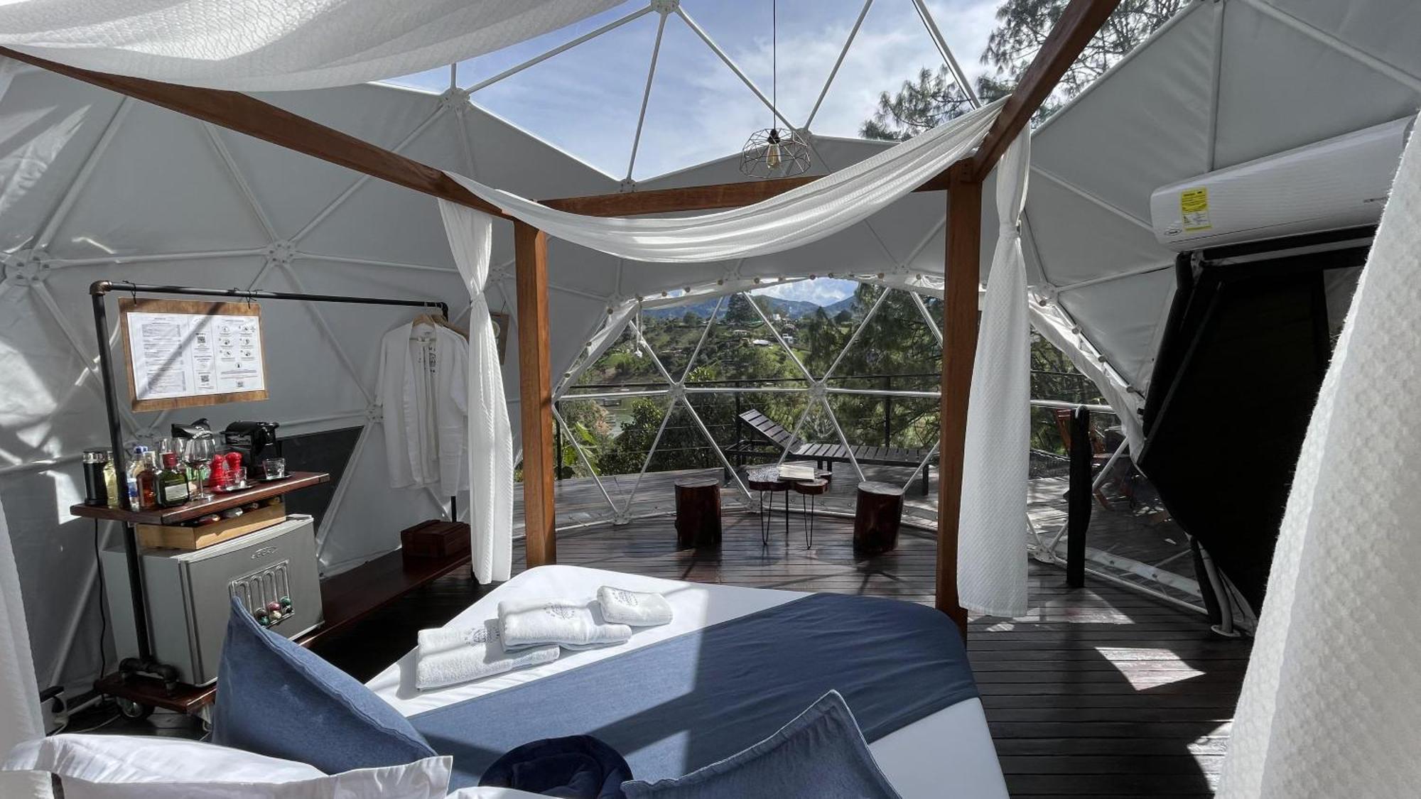 Domus Glamping Guatape Hotel Eksteriør billede